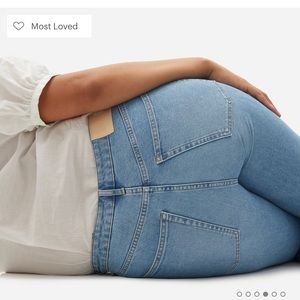 EVERLANE Curvy Cheeky Straight Jean